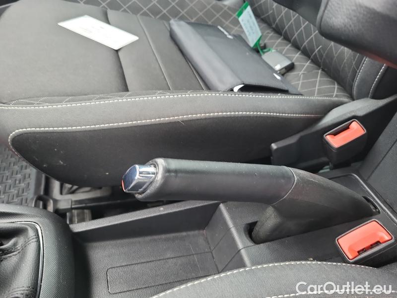  Skoda  Fabia  Combi (2015) Com.1.0TSI 70 Ambition 5d #25