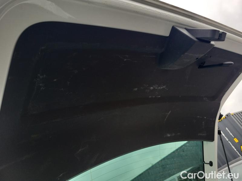  Skoda  Fabia  Combi (2015) Com.1.0TSI 70 Ambition 5d #12