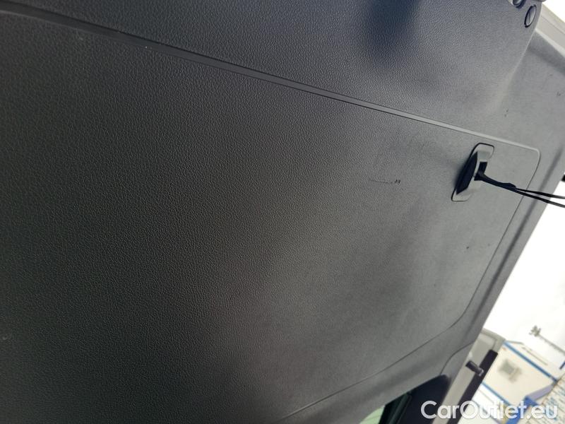  Citroen  Jumpy  Spacetourer  (2016) Spac.2.0BHDi 180 XL Shine AT #10