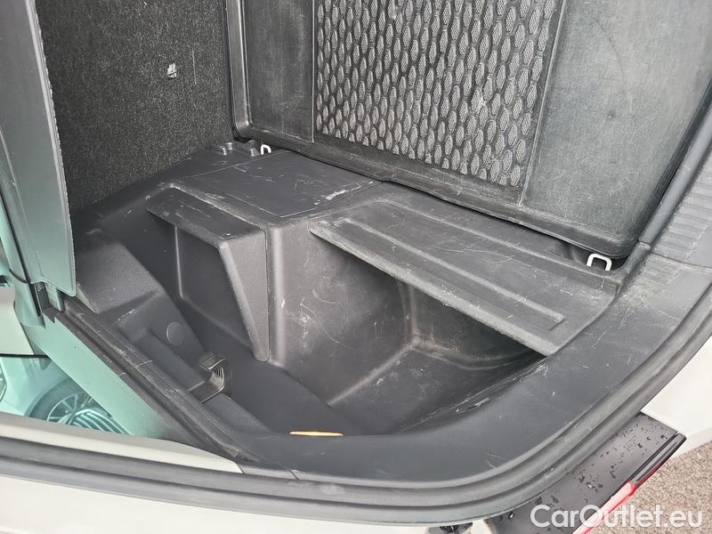  Skoda  Fabia  Combi (2015) Com.1.0TSI 70 Ambition 5d #14