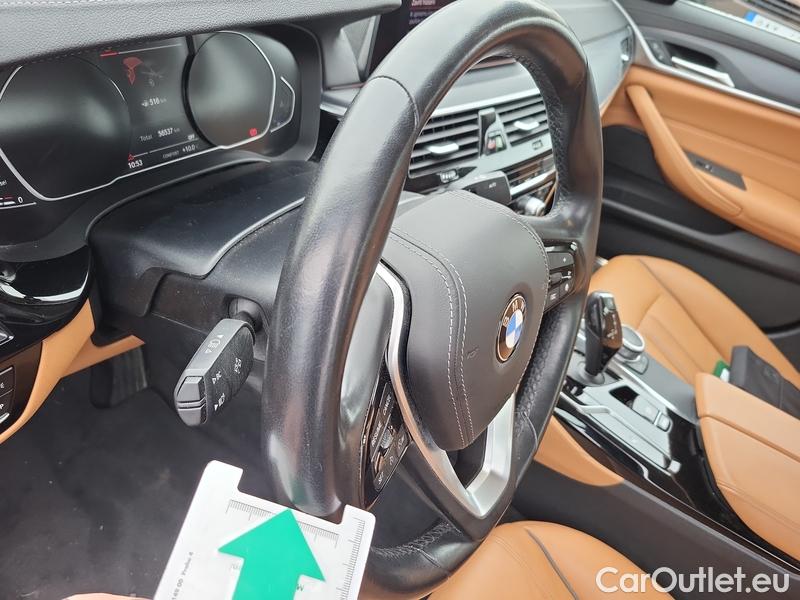  Bmw  Serie 5  Lim. (G30)  (2016->) 520d xDrive AT 4d #4