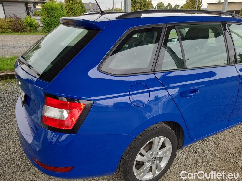  Skoda  Fabia  Combi (2015)  Com.1.0TSI 70 Ambition #26