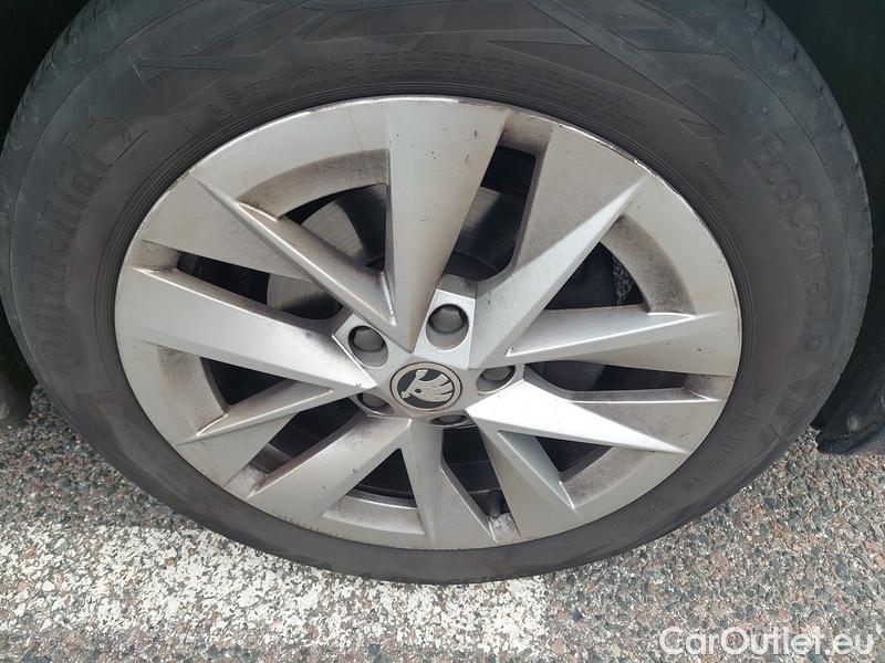  Skoda  Octavia  Combi (NX3)(2020) Oct.Combi 1.5TSI 110 Style #24