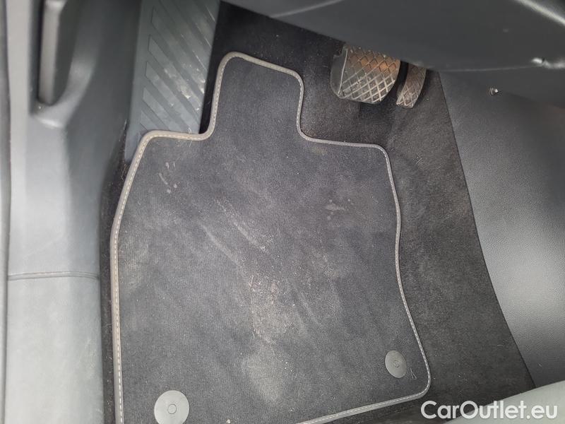  Skoda  Kodiaq  (2016)  2.0TSI 140 Style 4x4 AT #5