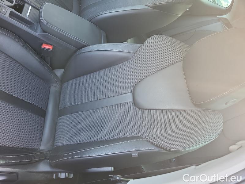  Skoda  Octavia  Lim. (NX3)(2020) Oct.1.5 e-TEC 110 Style AT #16