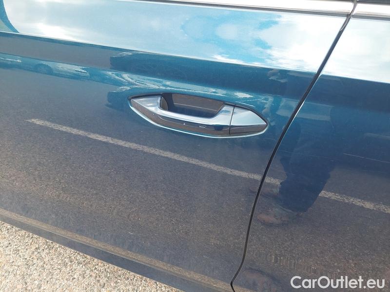  Skoda  Octavia  Combi (NX3)(2020) Oct.Combi 1.5TSI 110 Style #4