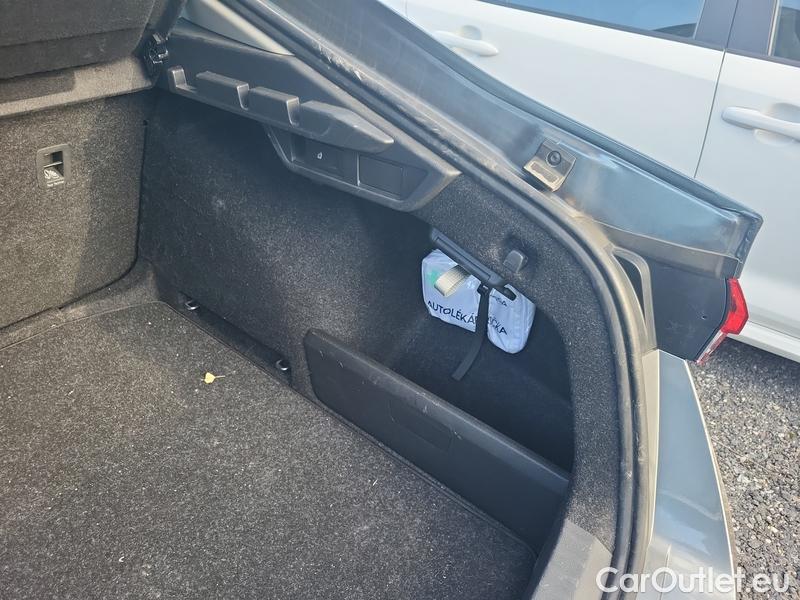  Skoda  Octavia  Lim. (NX3)(2020) Oct.1.5 e-TEC 110 Style AT #17