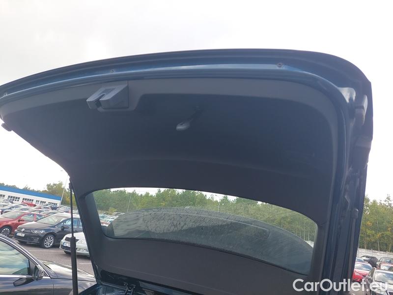  Skoda  Octavia  Combi (NX3)(2020) Oct.Combi 1.5TSI 110 Style #12