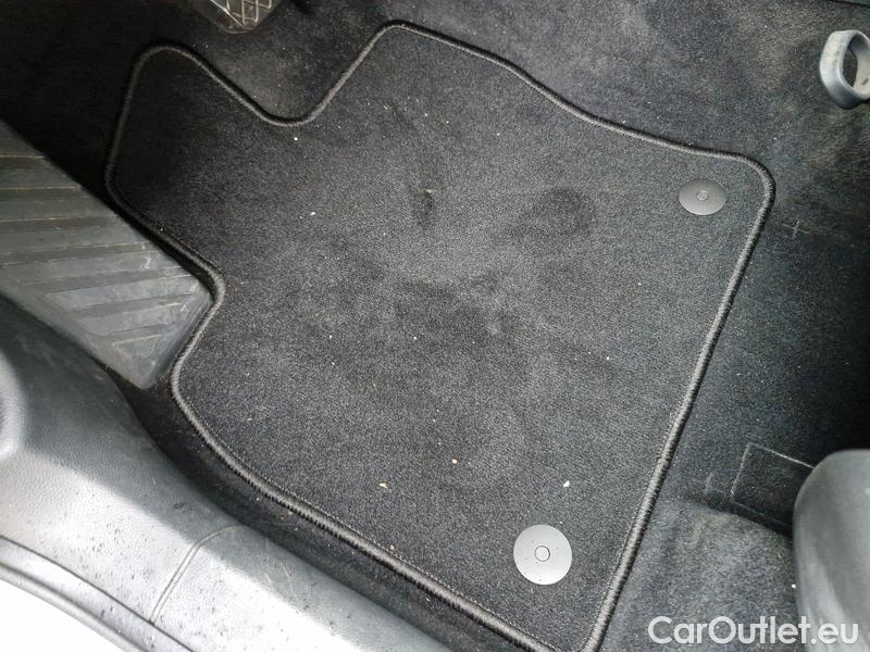  Skoda  Karoq  (NU)(2017->)  2.0TDI 110 4x4 Style AT #8