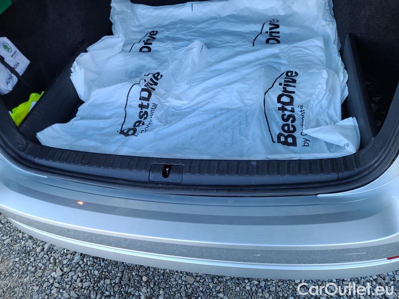  Skoda  Octavia  Combi (NX3)(2020) Oct.Combi 2.0TDI 85 Ambition #17