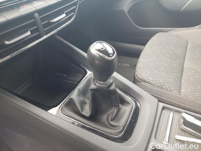  Skoda  Octavia  Combi (NX3)(2020) Oct.Combi 1.5TSI 110 Style #10