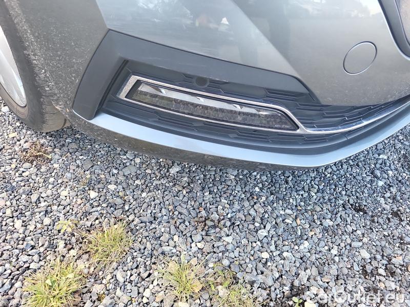  Skoda  Octavia  Lim. (NX3)(2020) Oct.1.5 e-TEC 110 Style AT #3