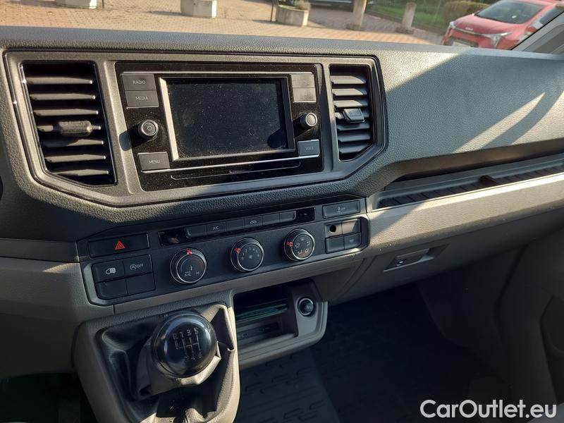  Volkswagen  Crafter  LCV (SY)  (2017-->) Craft.35 130 stredni rozvor 4M #8