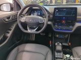  Hyundai   Ioniq Hyundai EV Premium Sky 5d #30