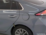  Hyundai   Ioniq Hyundai EV Premium Sky 5d #42