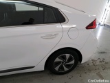  Hyundai   Ioniq Hyundai 1.6 GDI Blue HEV Premium 5d #22