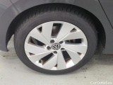  Volkswagen  Golf  Volkswagen 1.5 eTSI 110kW DSG Style 5d #24