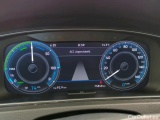  Volkswagen  Golf  Volkswagen e-E-DITION 2020 5d #7