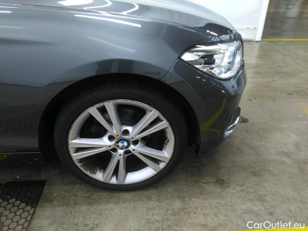  Bmw  Serie 1 Série 1 Berline 116d Sport 1.5 115CV BVA8 E6 #44