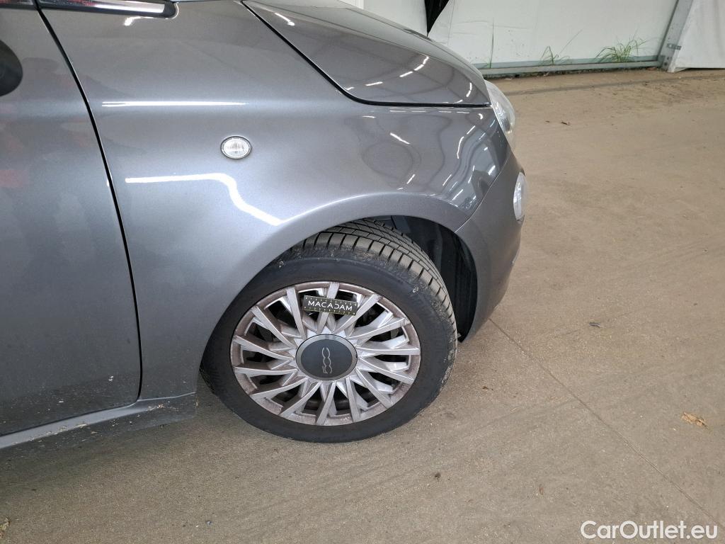  Fiat  500 FIAT  / 2015 / 3P / Berline 1.0 70ch BSG Dolcevita #42