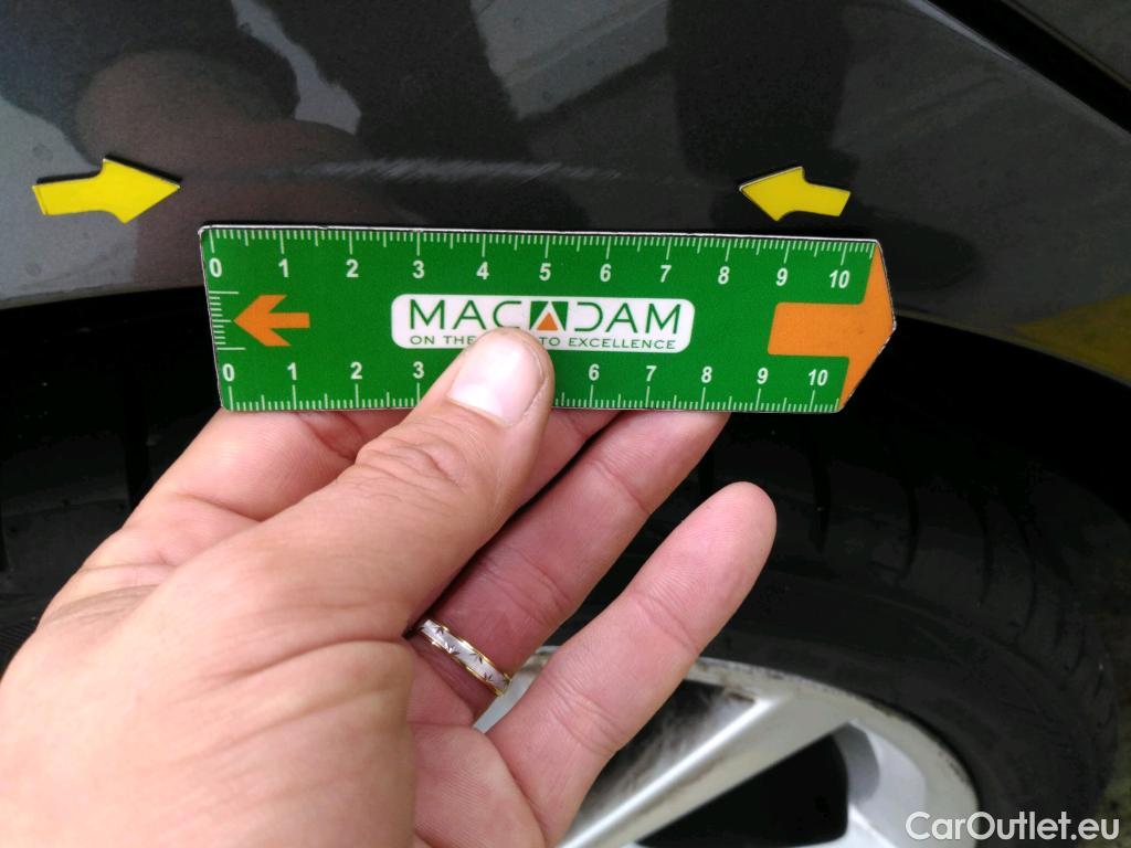  Bmw  Serie 1 Série 1 Berline 116d Sport 1.5 115CV BVA8 E6 #11