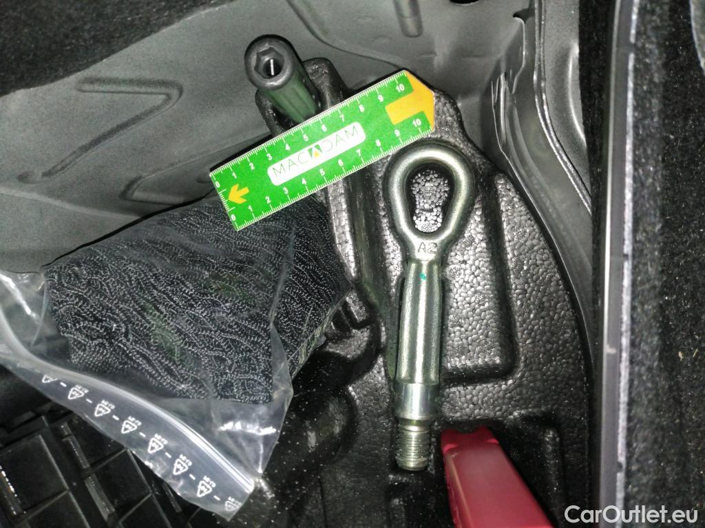  Bmw  Serie 1 Série 1 Berline 116d Sport 1.5 115CV BVA8 E6 #68