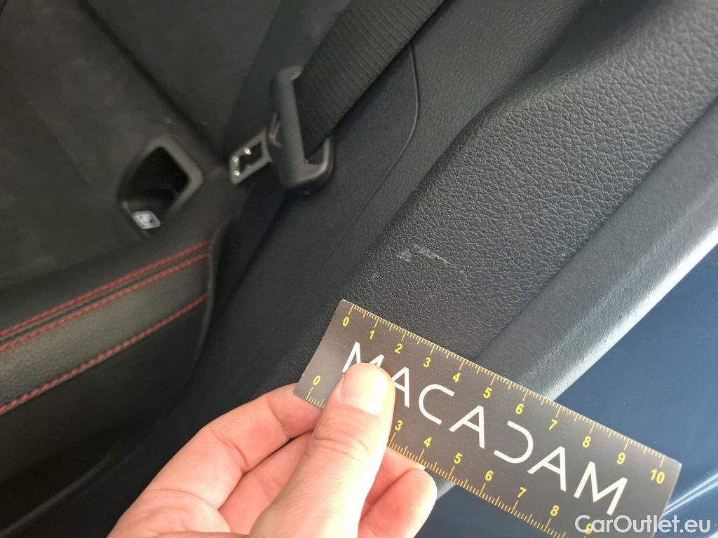  Mercedes  GLA MERCEDES-BENZ  / 2020 / 5P / SUV 2.0  200 D AMG LINE DCT #8