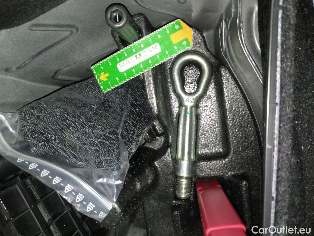  Bmw  Serie 1 Série 1 Berline 116d Sport 1.5 115CV BVA8 E6 #67