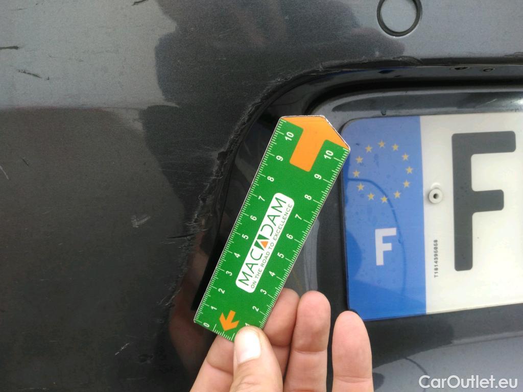  Bmw  Serie 1 Série 1 Berline 116d Sport 1.5 115CV BVA8 E6 #36