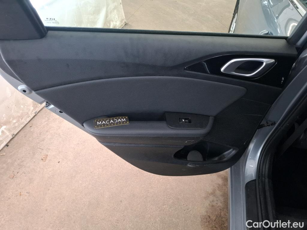  KIA  Cee'd Ceed Sportswagon Active 1.5 T-GDI 160CV BVM6 E6d #38