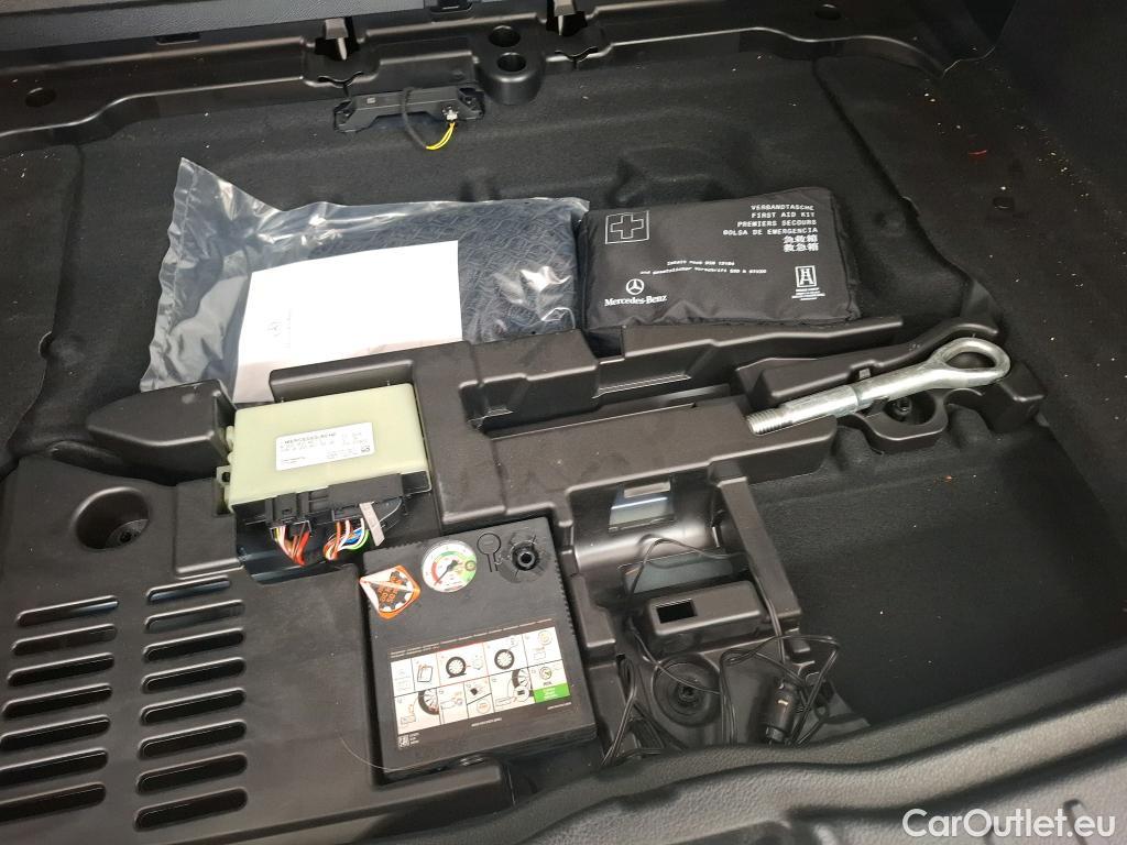  Mercedes  GLA MERCEDES-BENZ  / 2020 / 5P / SUV 2.0  200 D AMG LINE DCT #11