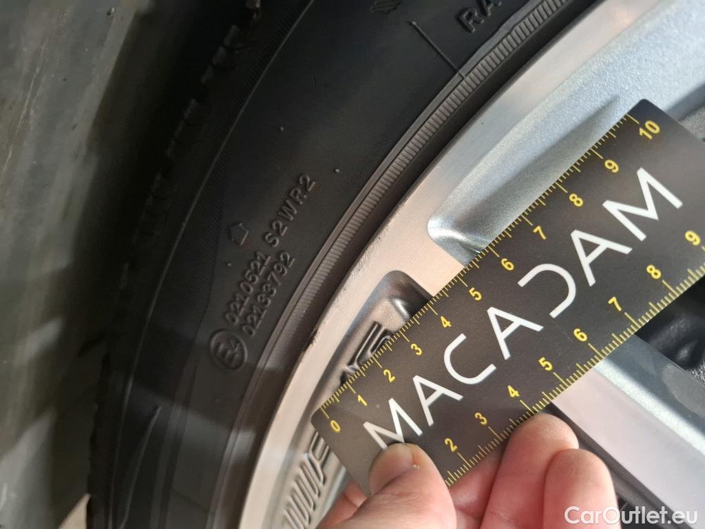  Mercedes  GLA MERCEDES-BENZ  / 2020 / 5P / SUV 2.0  200 D AMG LINE DCT #5