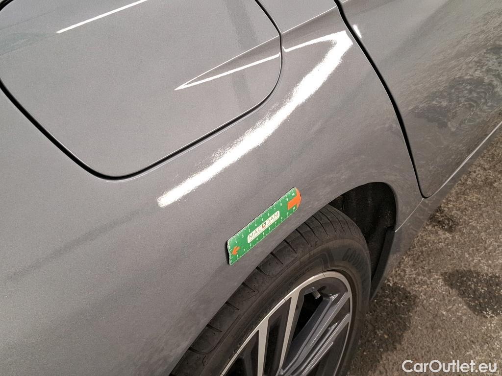  Bmw  Serie 1 BMW Série 1 / 2019 / 5P / Berline 116i DKG7 Business Design #3