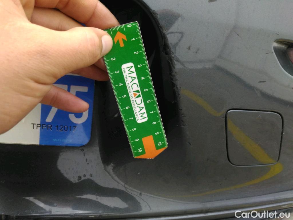  Bmw  Serie 1 Série 1 Berline 116d Sport 1.5 115CV BVA8 E6 #40