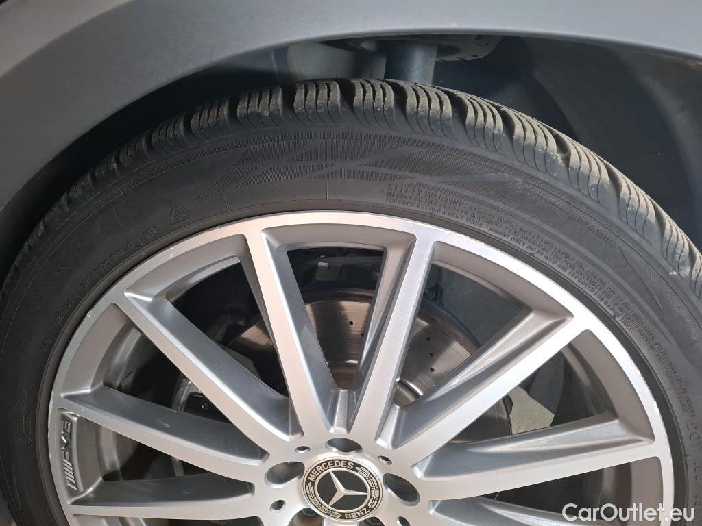  Mercedes  GLA MERCEDES-BENZ  / 2020 / 5P / SUV 2.0  200 D AMG LINE DCT #15