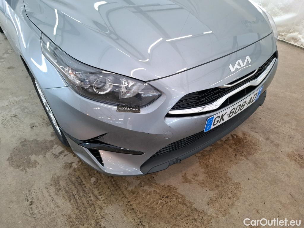  KIA  Cee'd Ceed Sportswagon Active 1.5 T-GDI 160CV BVM6 E6d #17