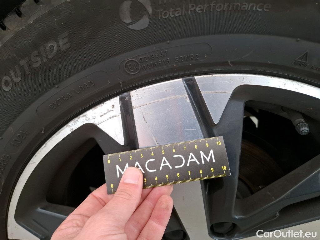  Peugeot  3008  Allure Business 1.5 HDi 130CV BVA8 E6d #19