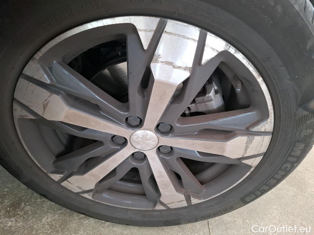  Peugeot  3008  Allure Business 1.5 HDi 130CV BVA8 E6d #25