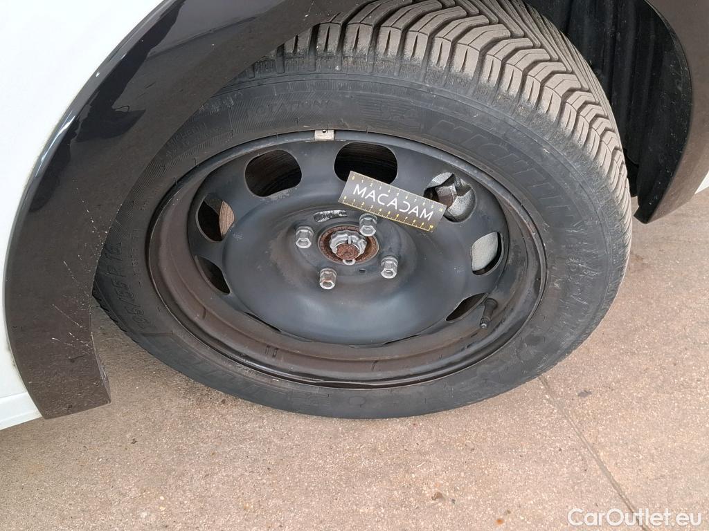  Peugeot  208  (e-) Active Business 50kWh BVA #8