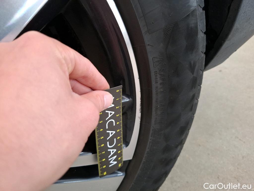  Peugeot  5008  Allure Business 1.2 PureTech 130CV BVA8 7 Sieges E6dT #8