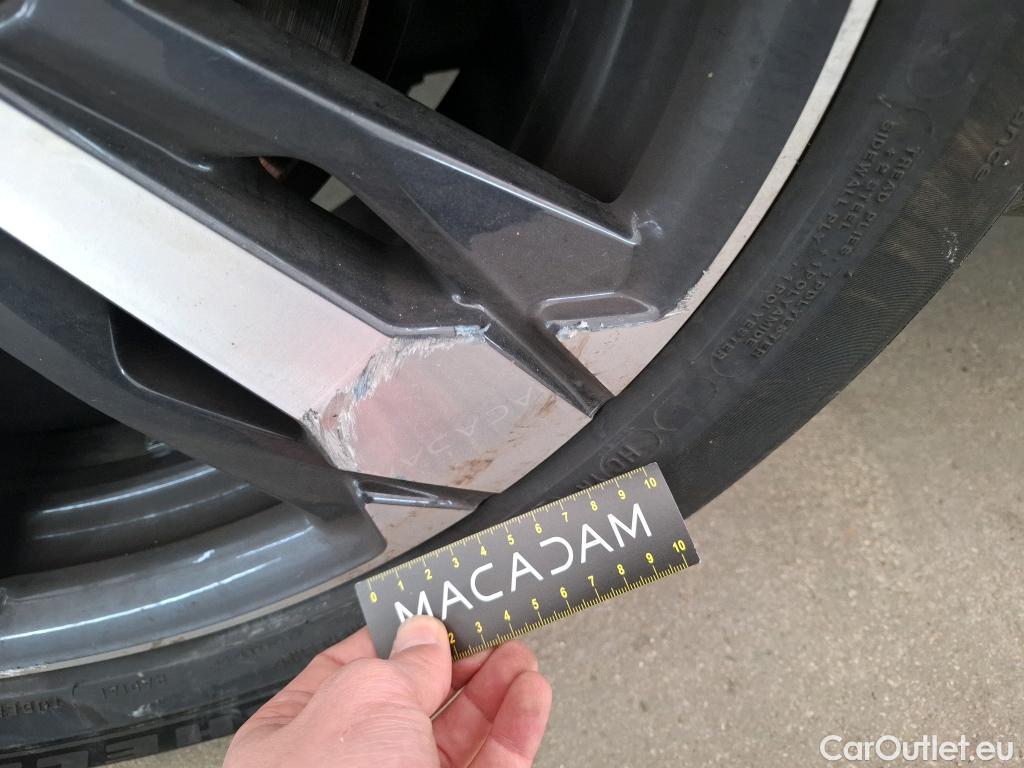  Peugeot  3008  Allure Business 1.5 HDi 130CV BVA8 E6d #35