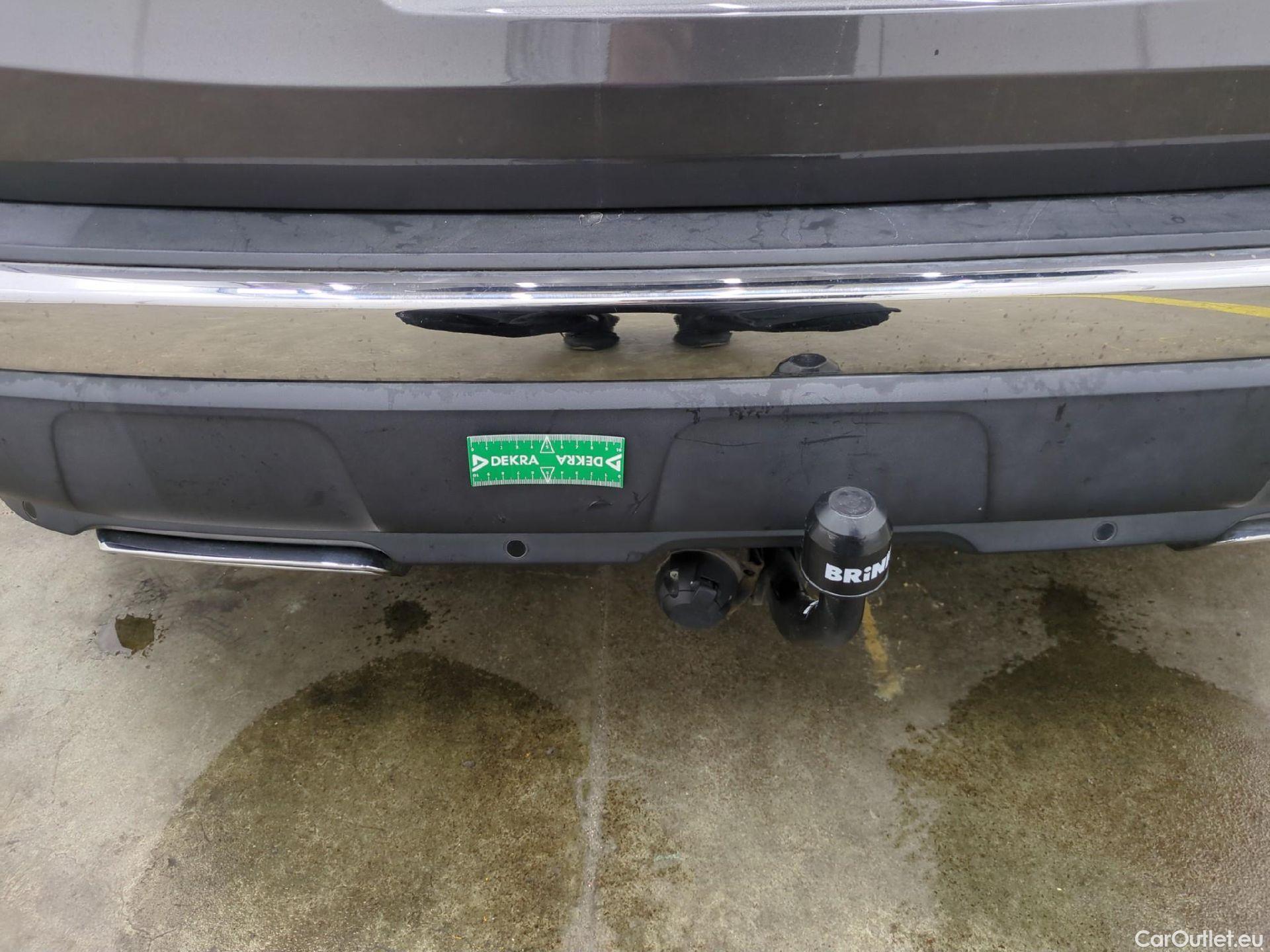  Peugeot  3008 PEUGEOT  / 2016 / 5P / SUV Hybrid4 300 e-EAT8 GT Line #73