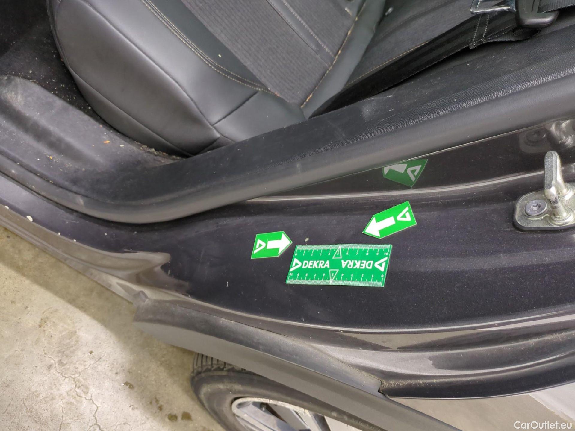  Peugeot  3008 PEUGEOT  / 2016 / 5P / SUV Hybrid4 300 e-EAT8 GT Line #7