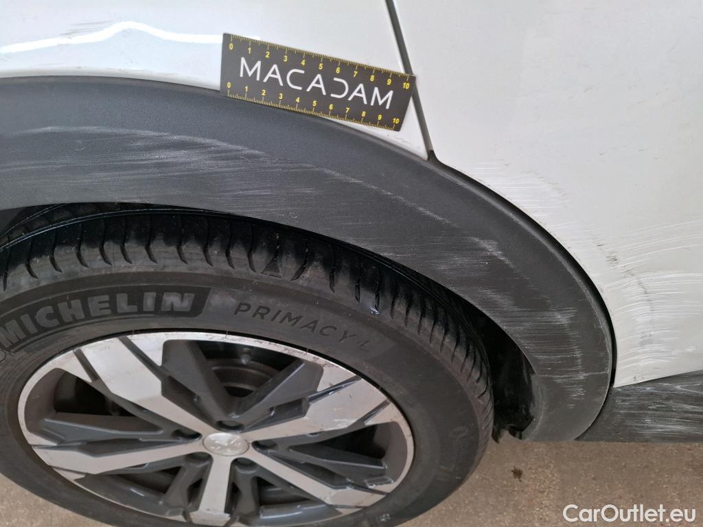  Peugeot  3008  Allure Business 1.5 HDi 130CV BVA8 E6d #44