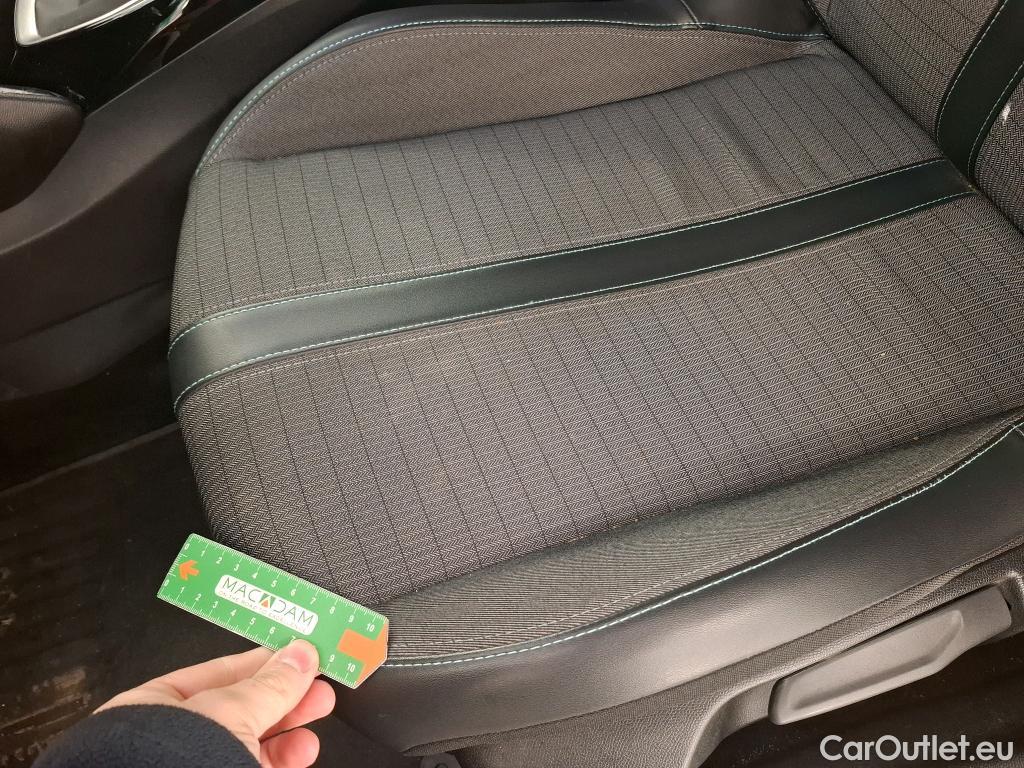  Peugeot  2008  Allure Business 1.5 HDi 110CV BVM6 E6d #15