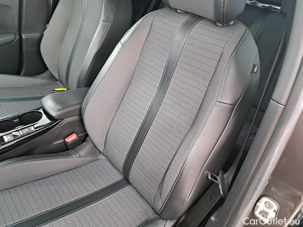  Peugeot  2008  Allure Business 1.2 PureTech 100CV BVM6 E6d #10