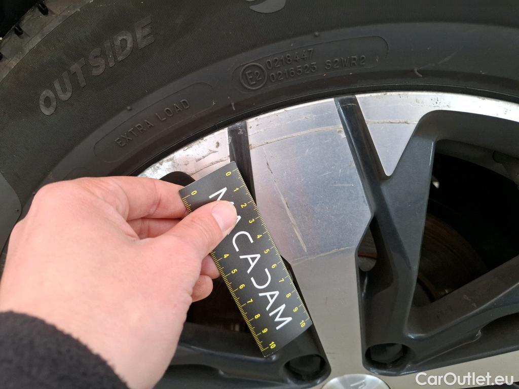  Peugeot  3008  Allure Business 1.5 HDi 130CV BVA8 E6d #20