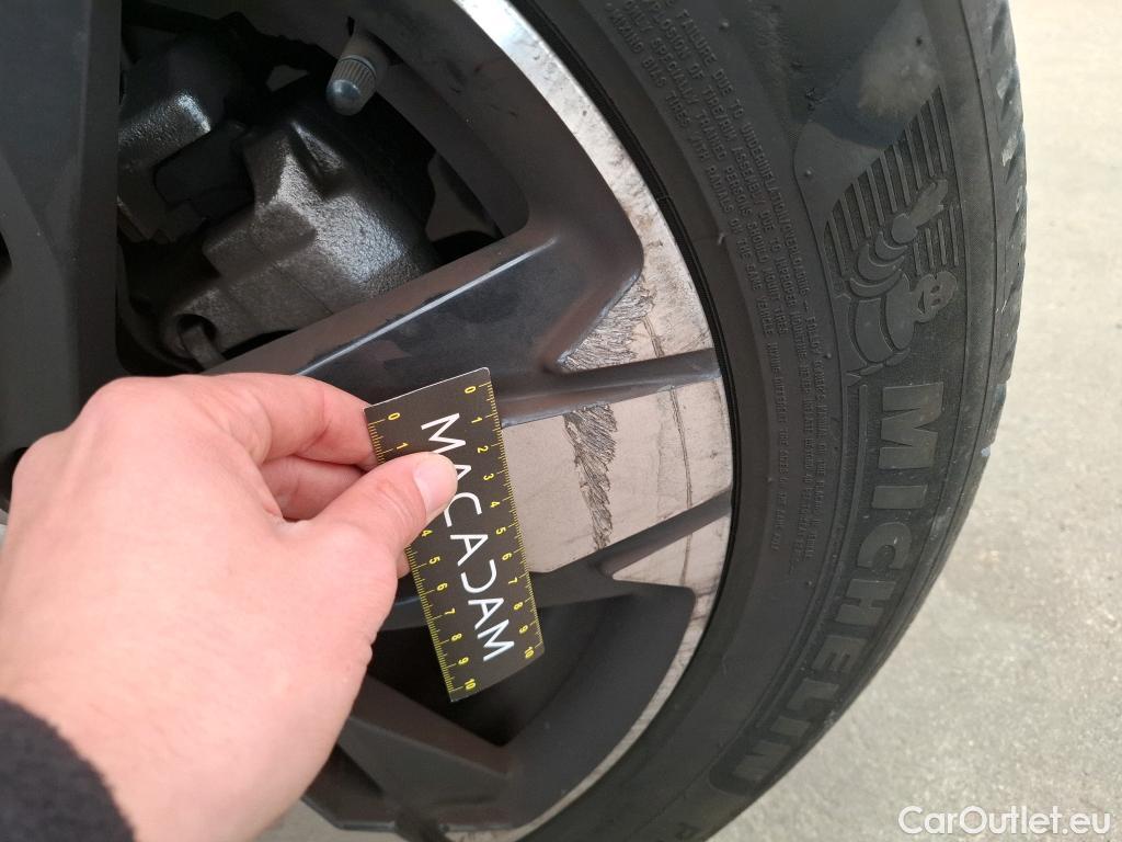  Peugeot  3008  Allure Business 1.5 HDi 130CV BVA8 E6d #27