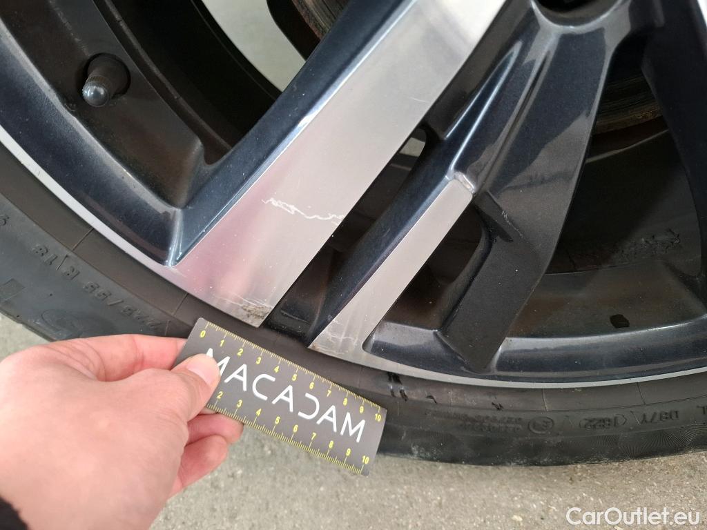  Peugeot  5008  Allure Business 1.2 PureTech 130CV BVA8 7 Sieges E6dT #27