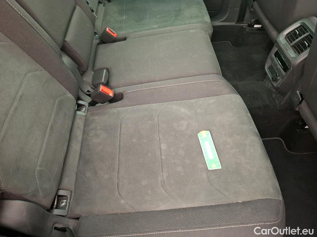  Volkswagen  Tiguan VOLKSWAGEN  / 2020 / 5P / SUV 1.4 eHybrid 245 DSG6 Elegance #20